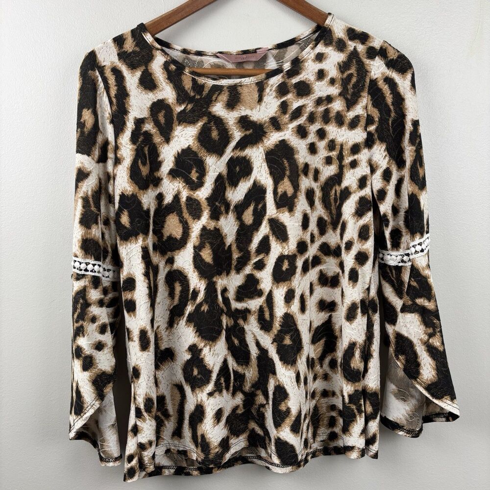 Amana Leopard print Women Small Top Animal Print Flare Long Sleeve Blouse - Picture 2 of 8